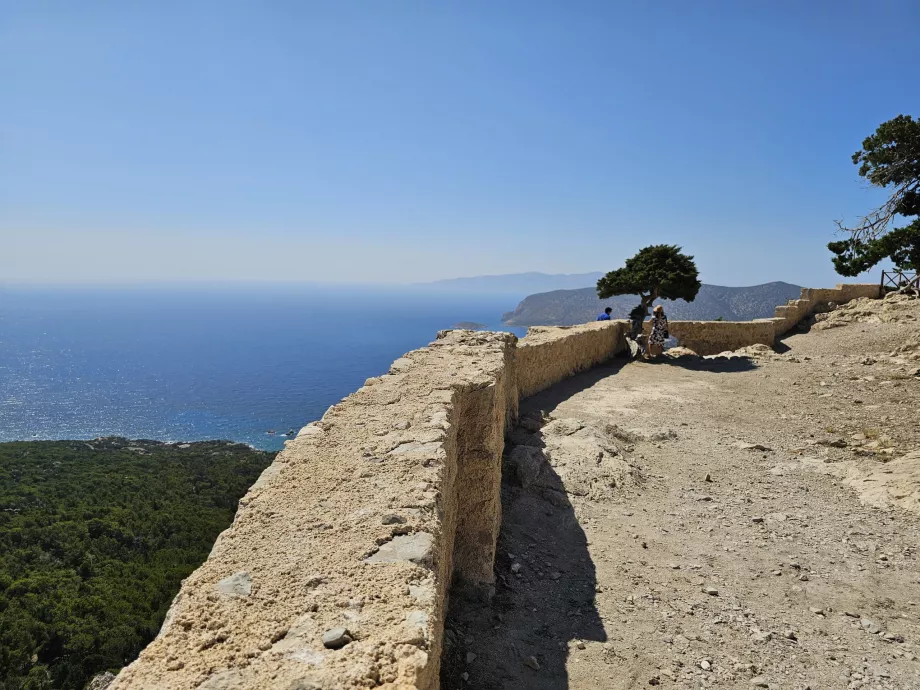 Castelul Monolithos