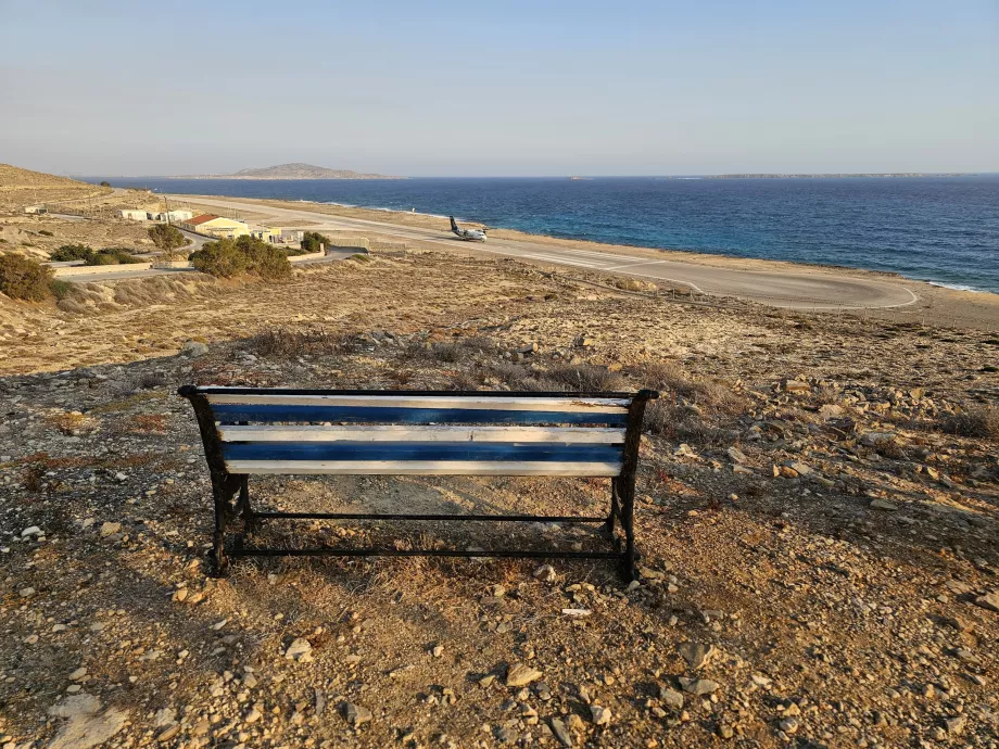 Vedere a aeroportului Kasos