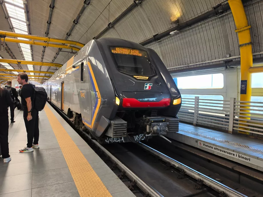 Trenul de la Aeroportul Fiumicino