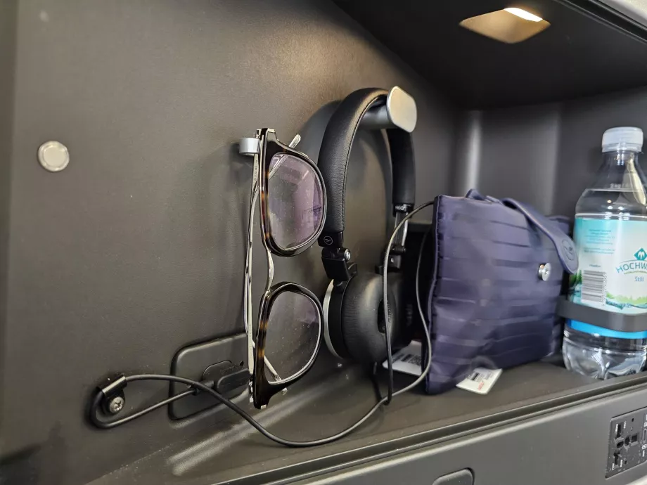 Suport pentru ochelari