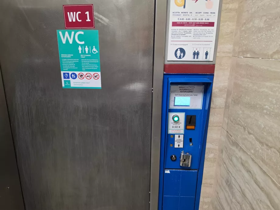 50 de cenți pentru toaleta din metrou