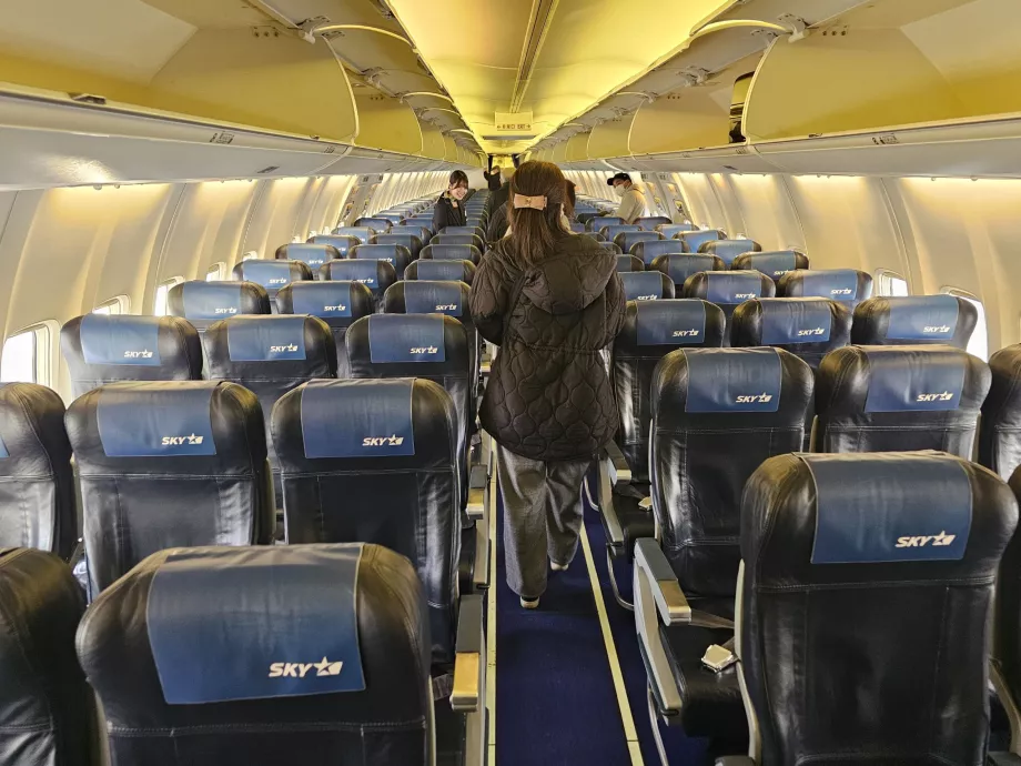 Interiorul unui Boeing 737, Skymark Airlines