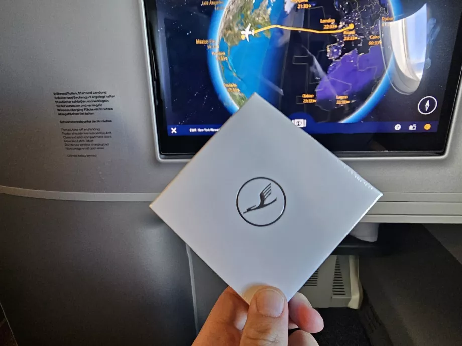 Ciocolată înainte de aterizare