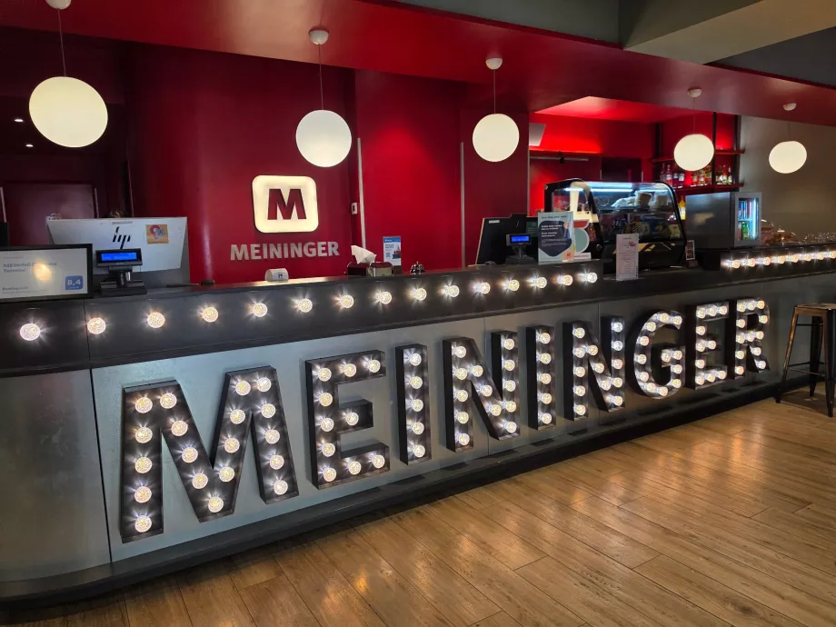Hotel Meininger Recepție