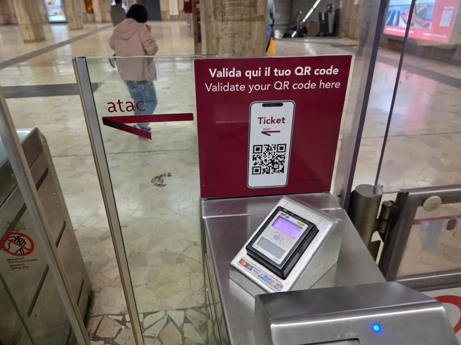 Plata fără contact a tarifelor la metrou