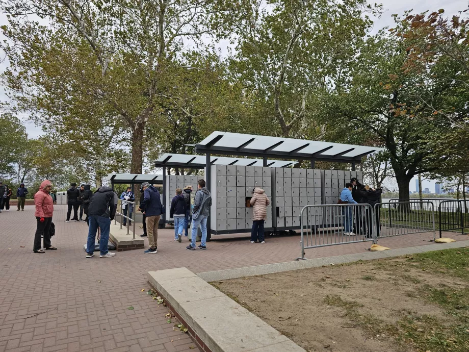 Dulapuri pentru depozitarea obiectelor personale