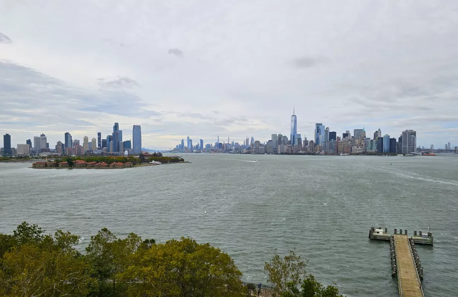 Vedere de pe piedestalul Statuii Libertății