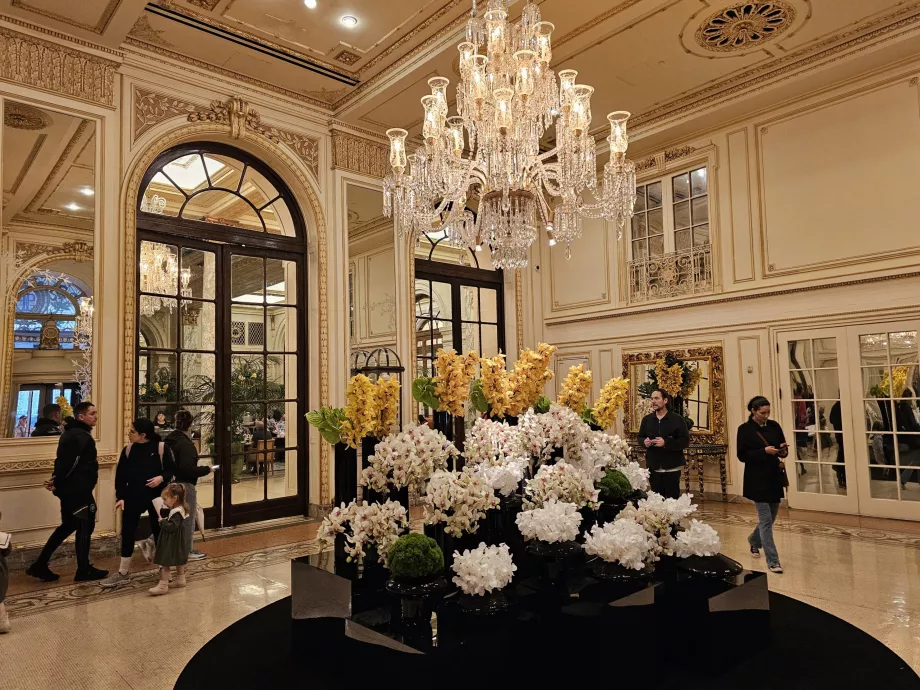 Holul principal al hotelului