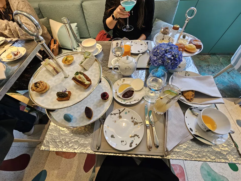 Blue Box, sărbătoarea