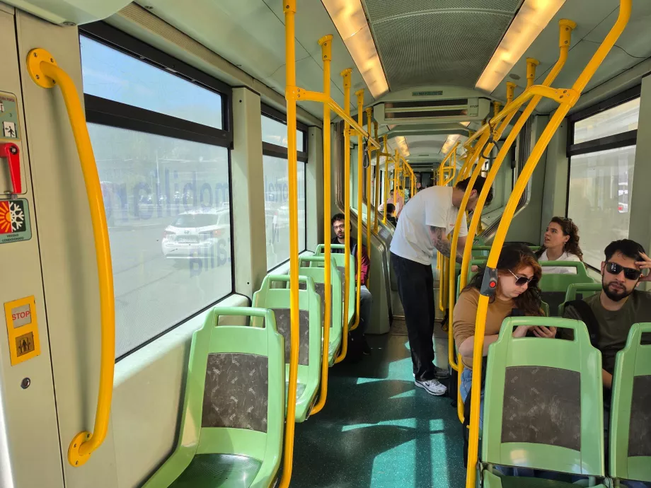 Tramvaie interioare în Roma
