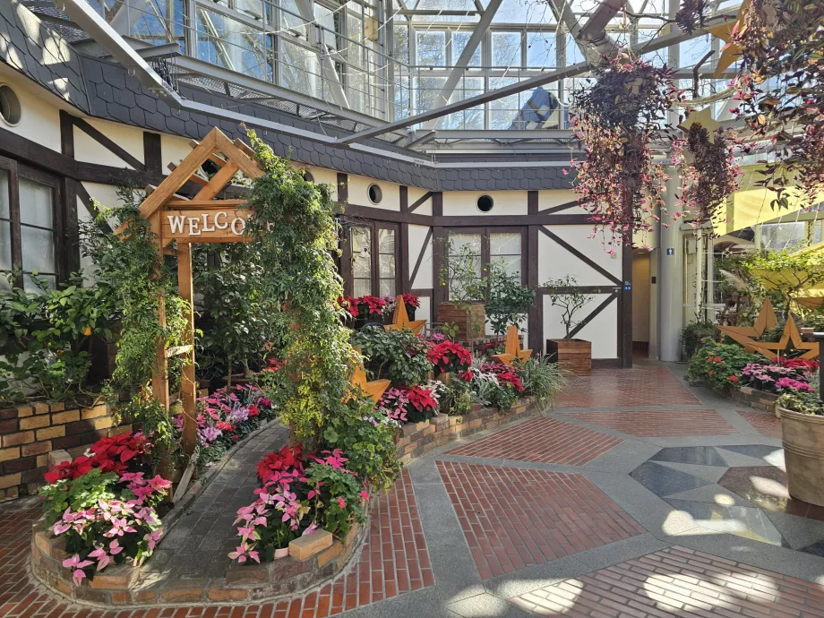 Sera de la Nunobiki Herb Gardens