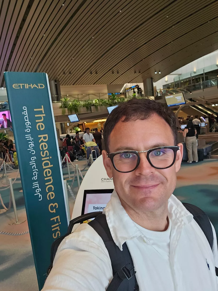 Eu la check-in la Aeroportul din Singapore