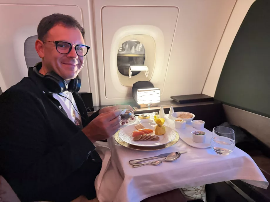 Mă bucur de serviciul de caviar