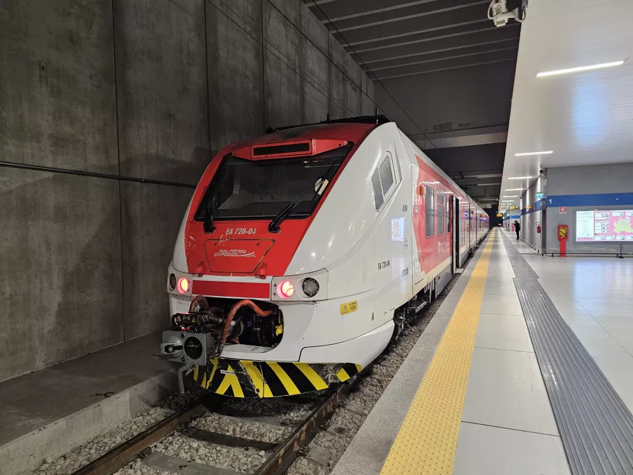 Tren, Terminalul 2