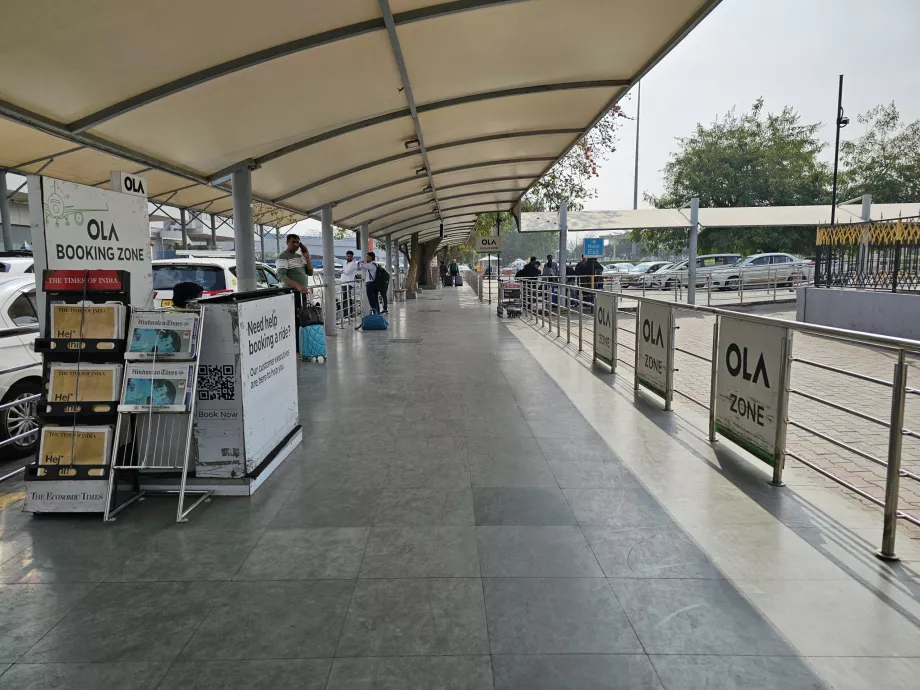 Zona Uber și Ola, Terminalul 2