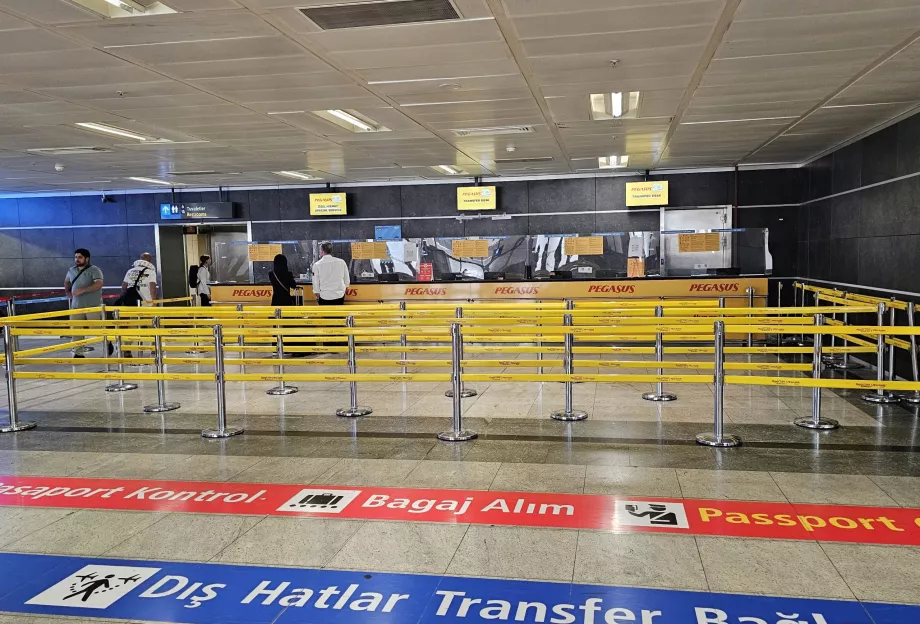 Birou de transfer
