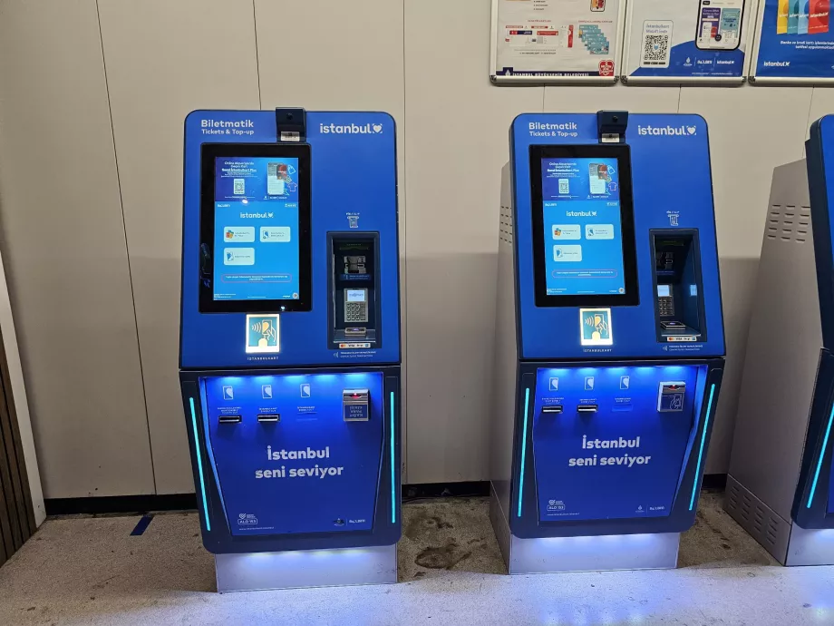 Distribuitor automat de bilete