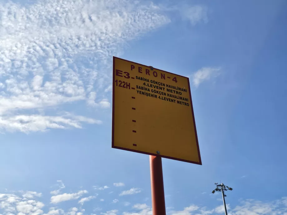 Indicatoare pentru stațiile de autobuz locale