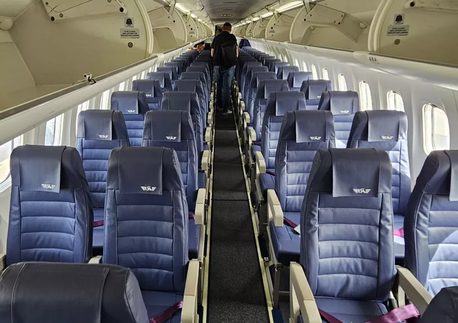 Interior aeronave Universal Air