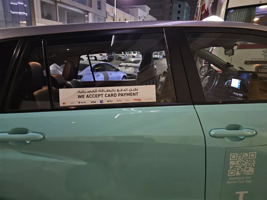 Posibilitatea de a plăti cu cardul în taxi