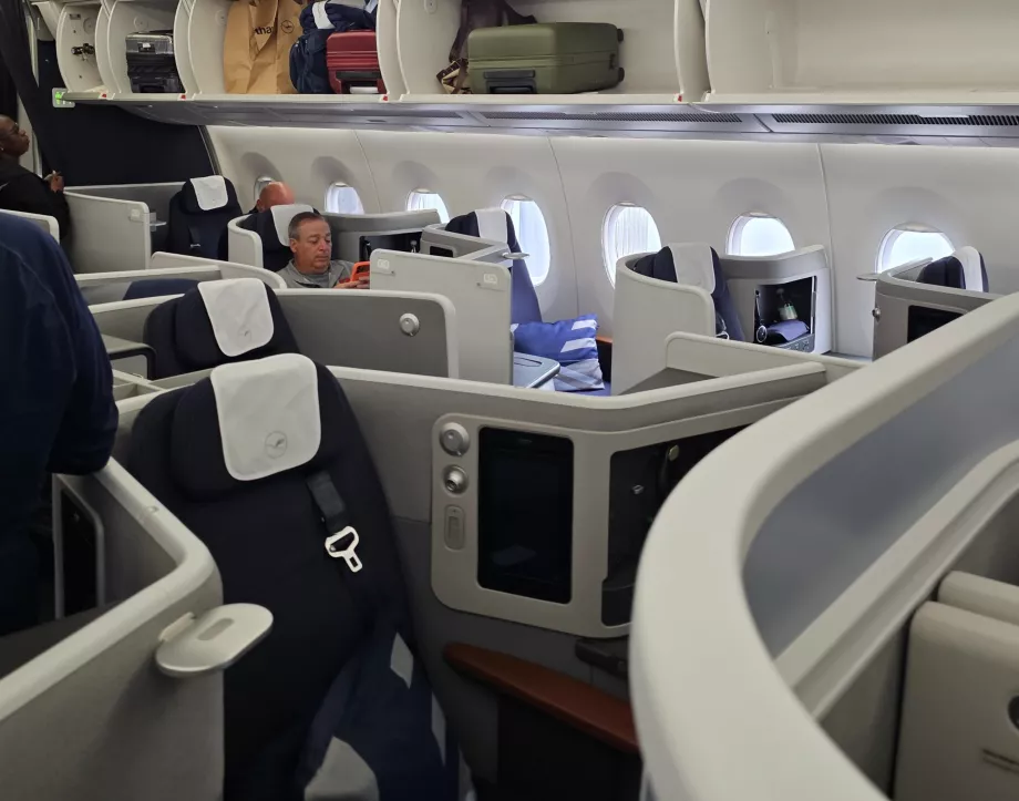 Cabină Business Class Allegris