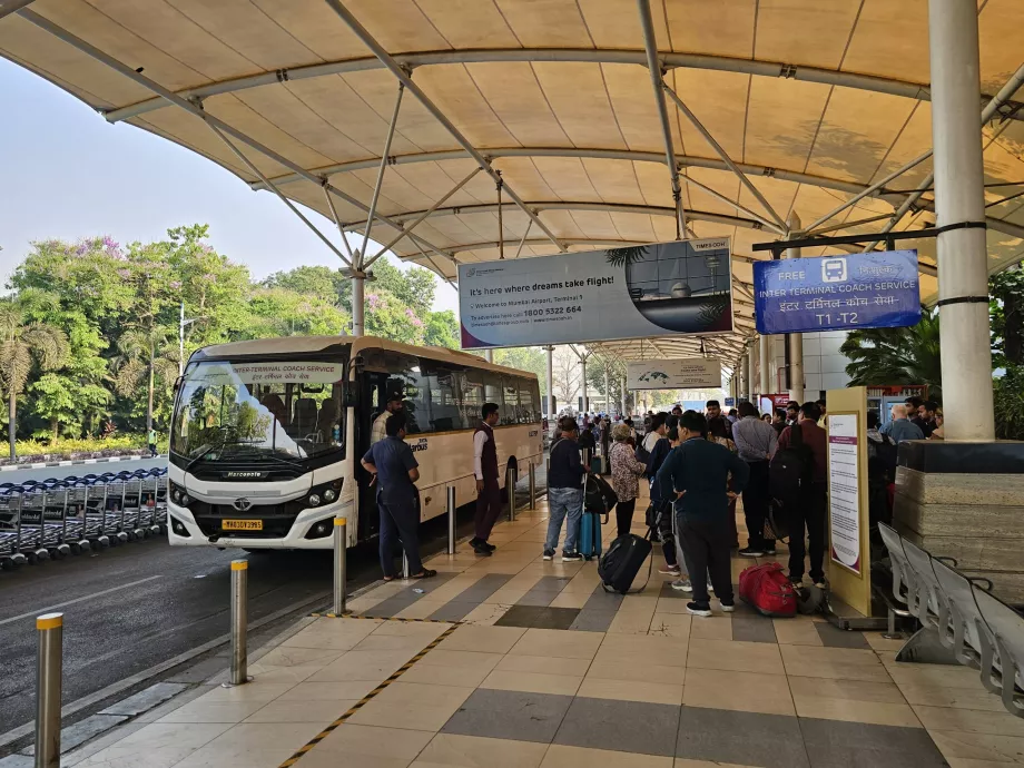 Stație autobuz navetă, Terminalul 1
