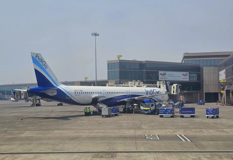 IndiGo, Airbus A320, Aeroportul Mumbai