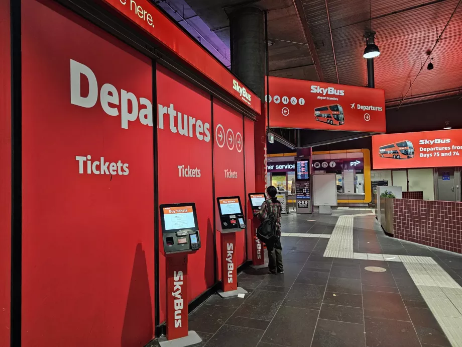 Skybus oprește în centrul orașului Melbourne