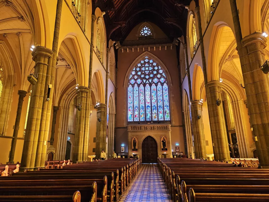 Interiorul Catedralei St. Patrick