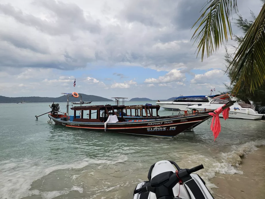 Bărci pe Pig Island