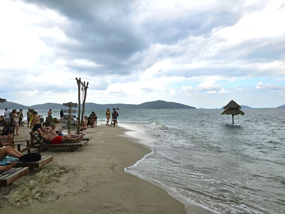 Plajă pe Pig Island