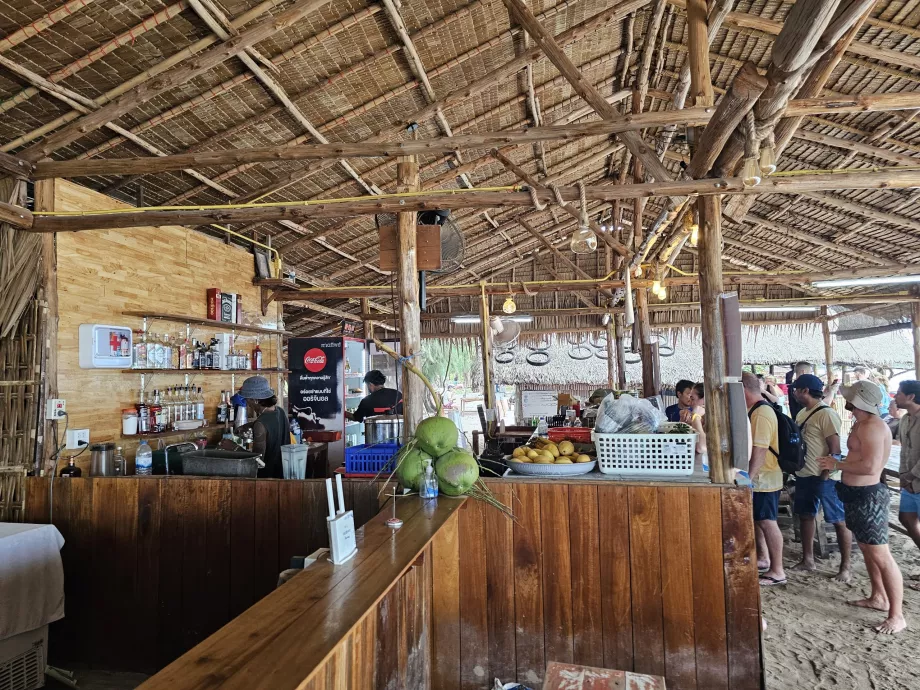 Restaurante pe Pig Island