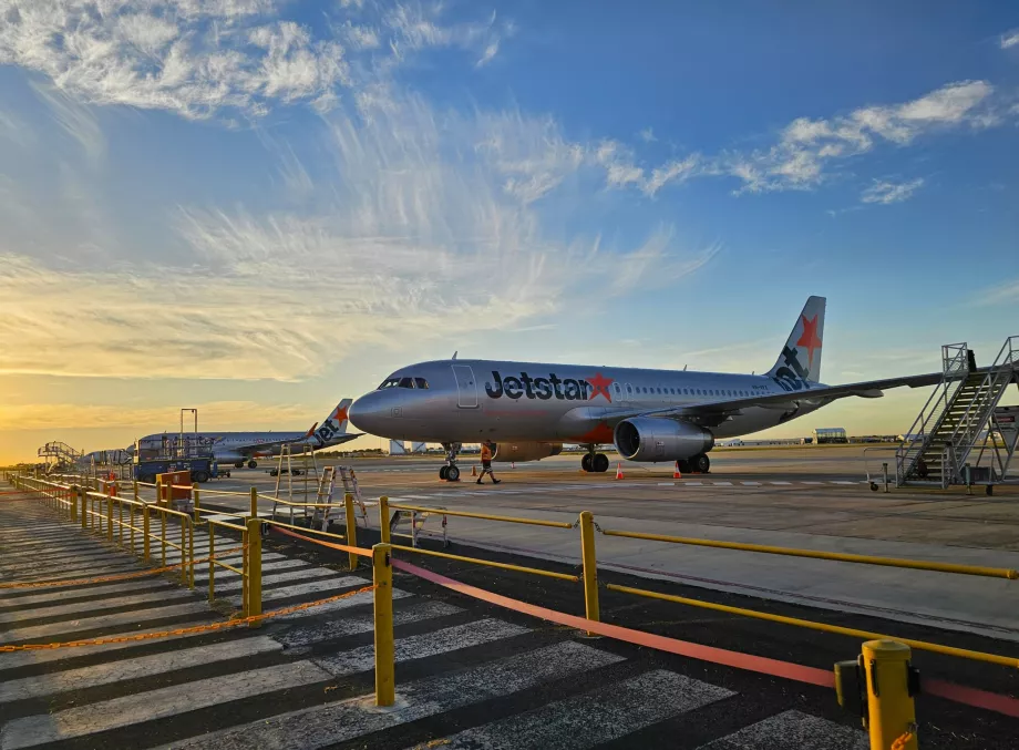 Jetstar Airlines, Airbus A320 la Aeroportul Avalon
