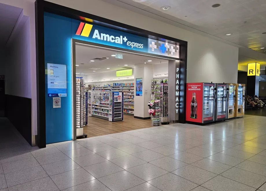 Farmacie, zona publică, Terminalul 2