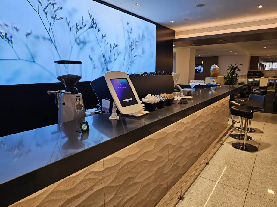 ANZ Lounge, aparat de cafea