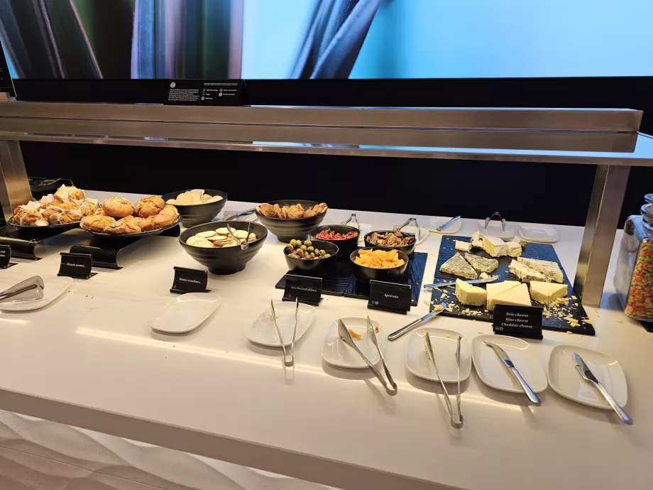 ANZ Lounge, care oferă gustări savuroase