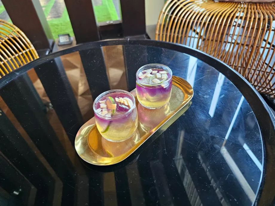 Băutură de bun venit la check-in